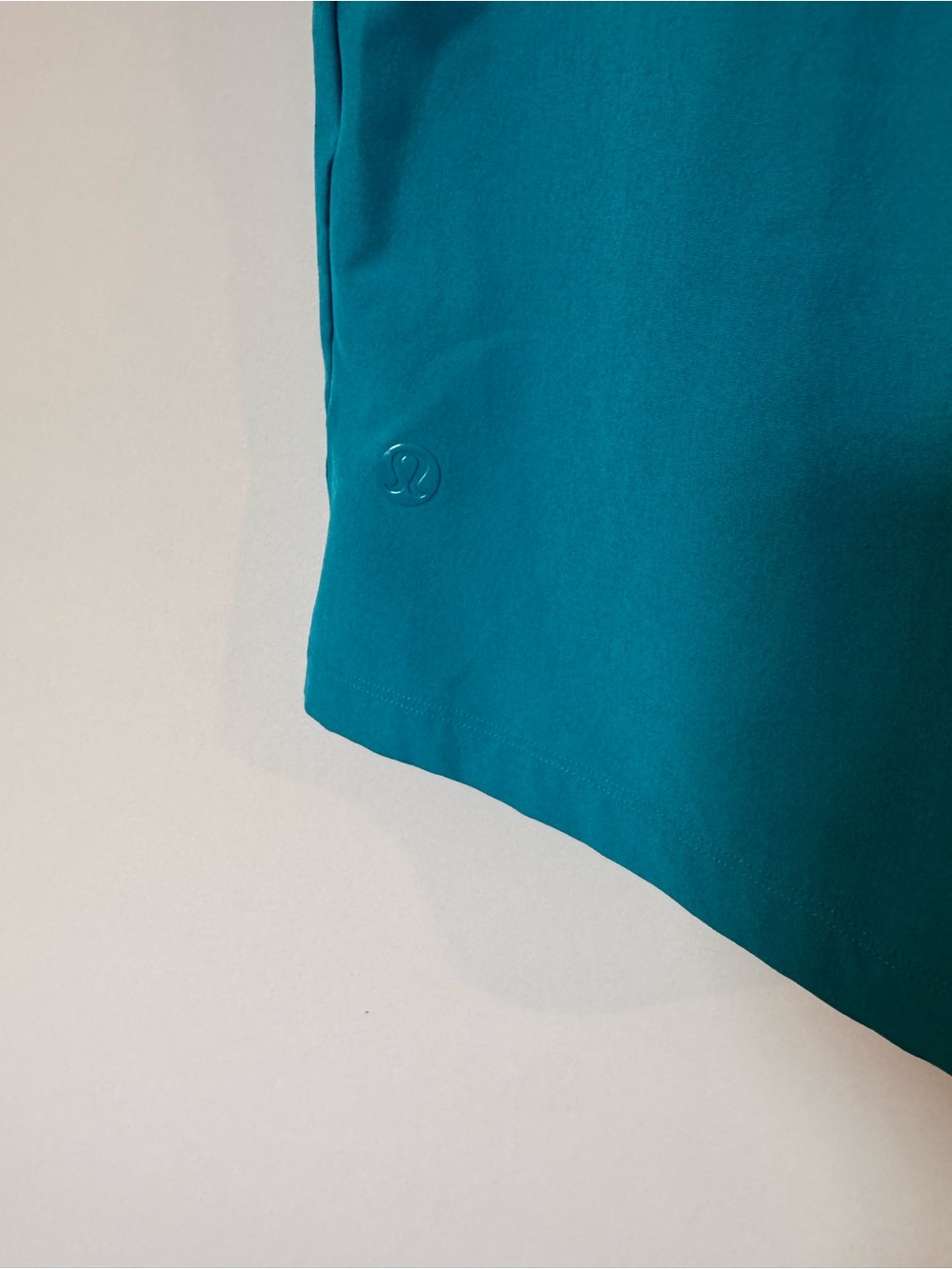 Lululemon Men's Teal Swim Shorts - Picture 4 of 4